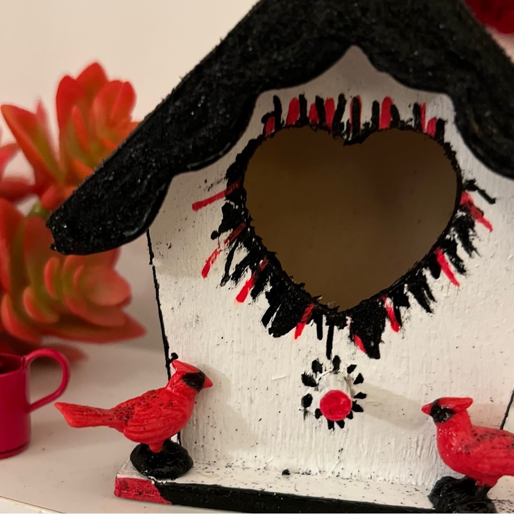 CARDINAL CREST FAIRY GARDEN - Picture 4 of 16